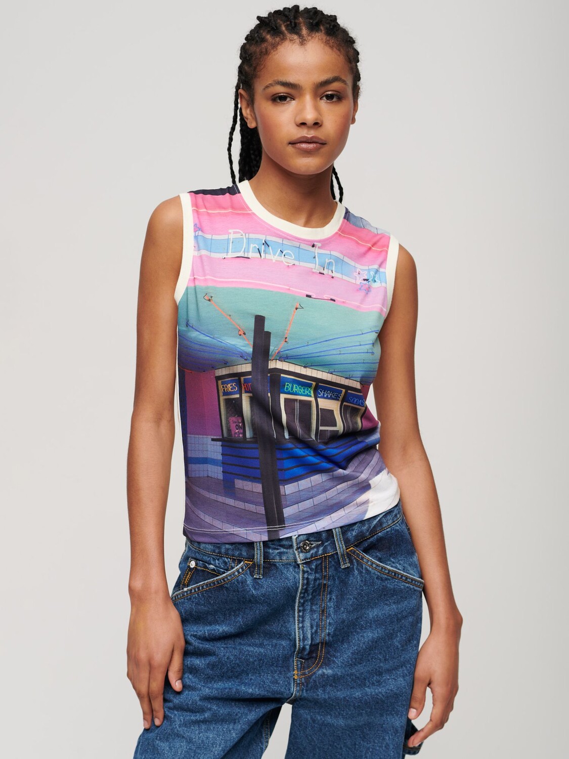 

Жилет с принтом "Drive In" Superdry, мульти