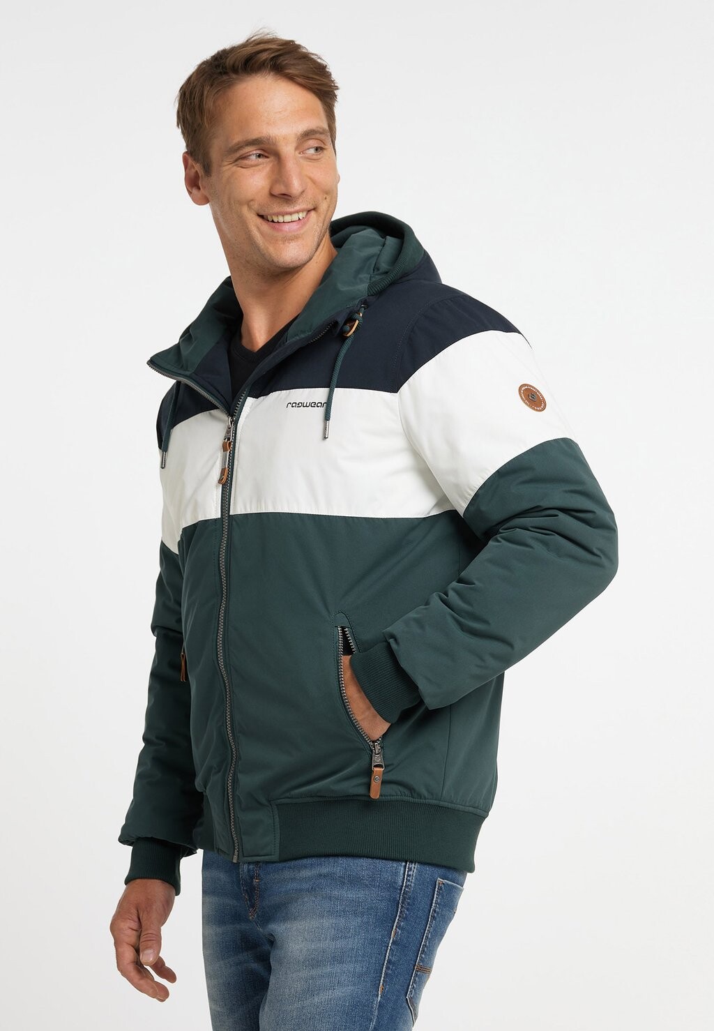 

Куртка Ragwear, темно-зеленый