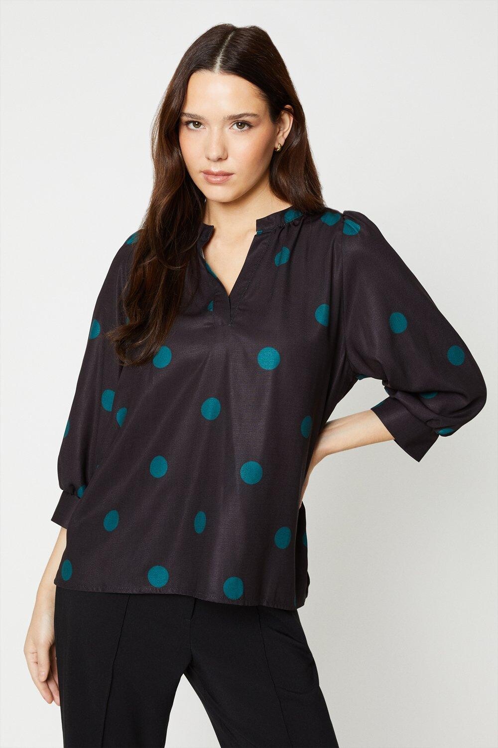 

Накладная блузка Dorothy Perkins, черный