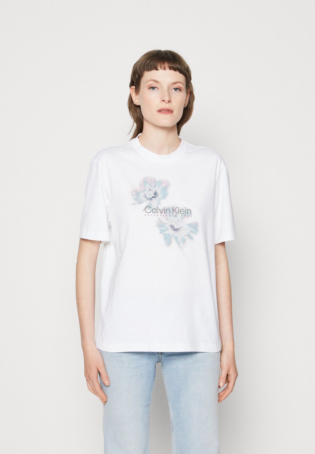 

Футболка с принтом Hero Logo Solarized Tee Calvin Klein, белый