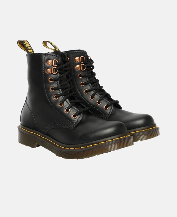 

Ботинки на шнуровке Dr. Martens, черный