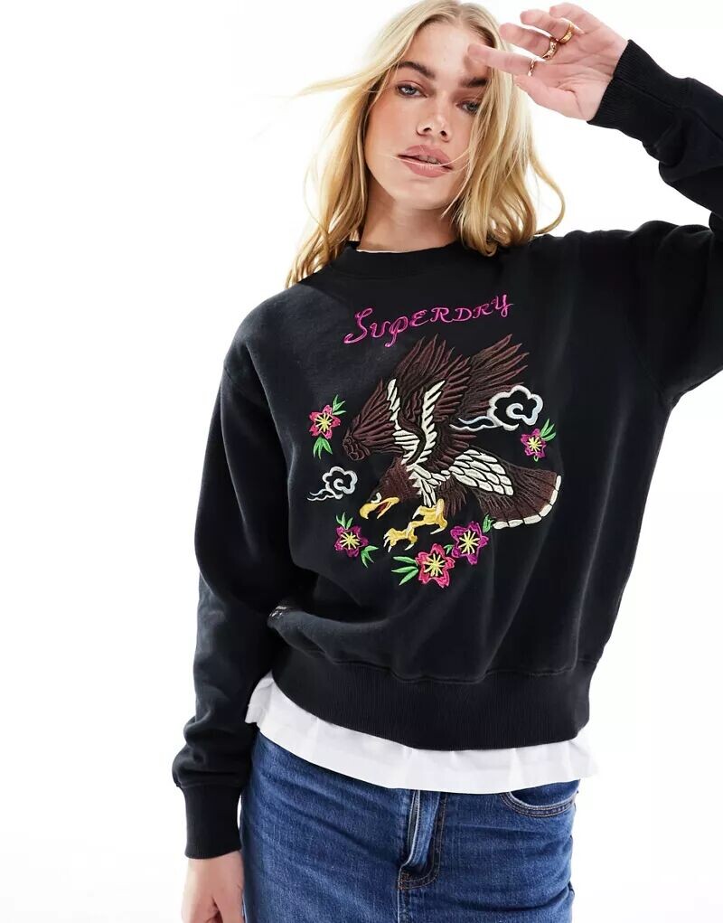 

Свободный свитшот черного цвета с вышивкой Superdry suika