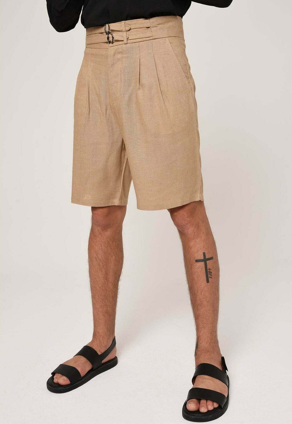

Шорты High Waist Buckle Closure Antioch, цвет dark beige
