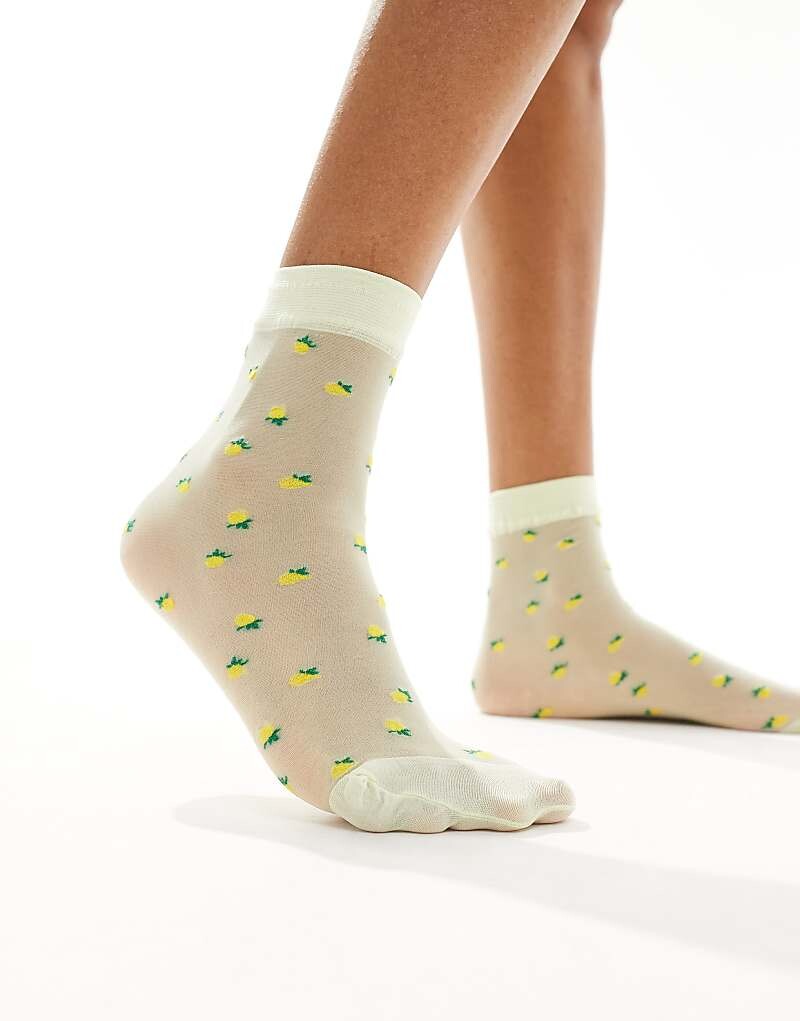 

Желтые прозрачные носки лимонного цвета Pretty Polly