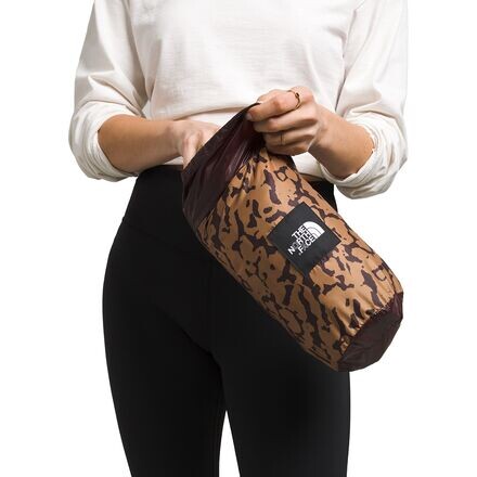 

Брюки Circaloft женские The North Face, цвет Almond Butter Graphic Dye Print