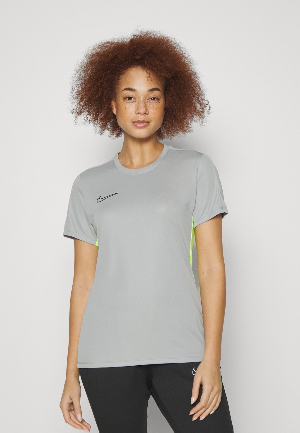 

Спортивная футболка Nike, черный