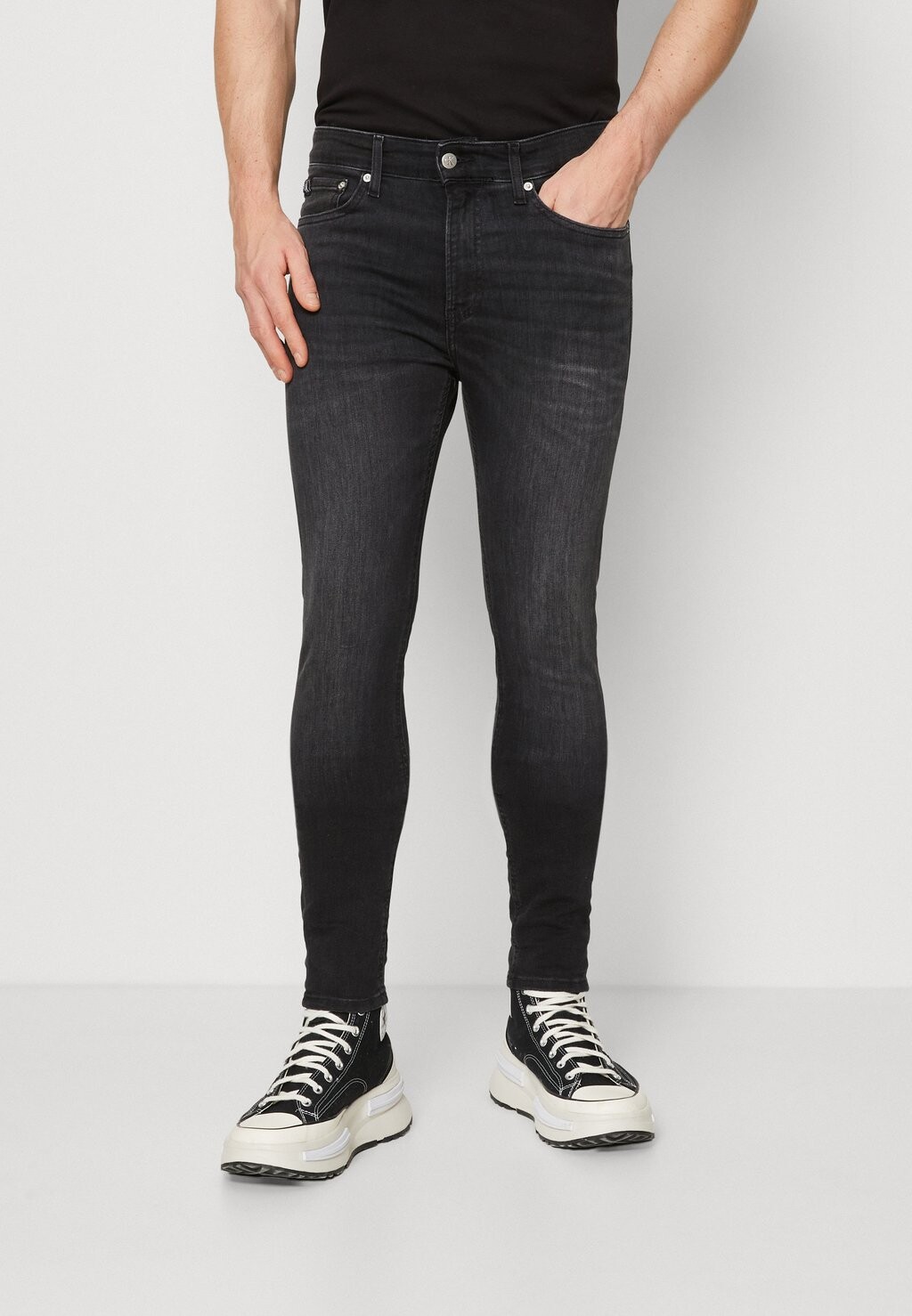 

Джинсы скинни Calvin Klein Jeans