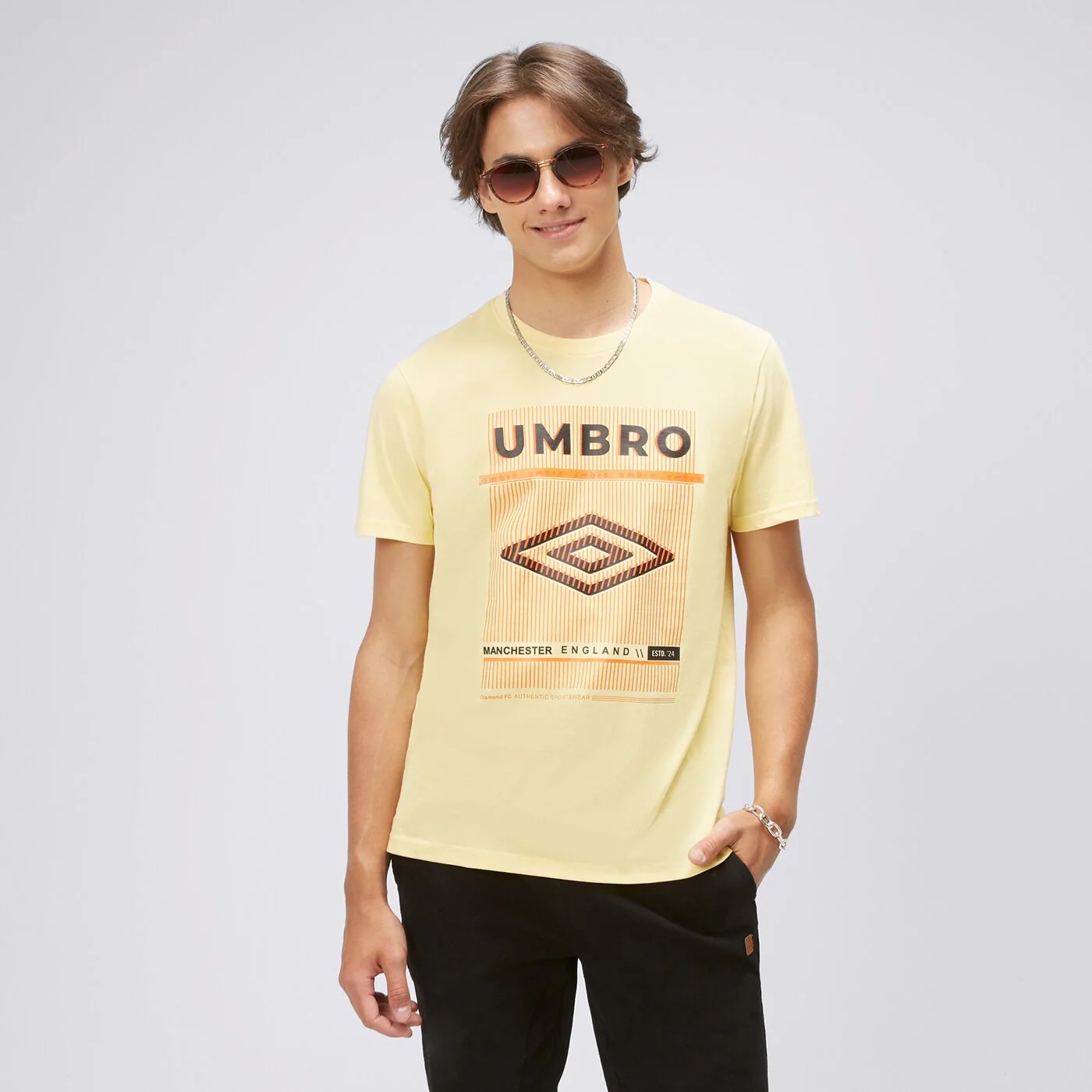 Футболка Umbro Yamado, желтый футболка umbro с принтом красный