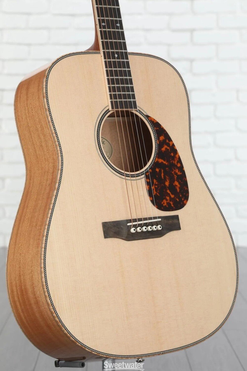 

Акустическая гитара Larrivee D-50 Mahogany Traditional Series - натуральный блеск
