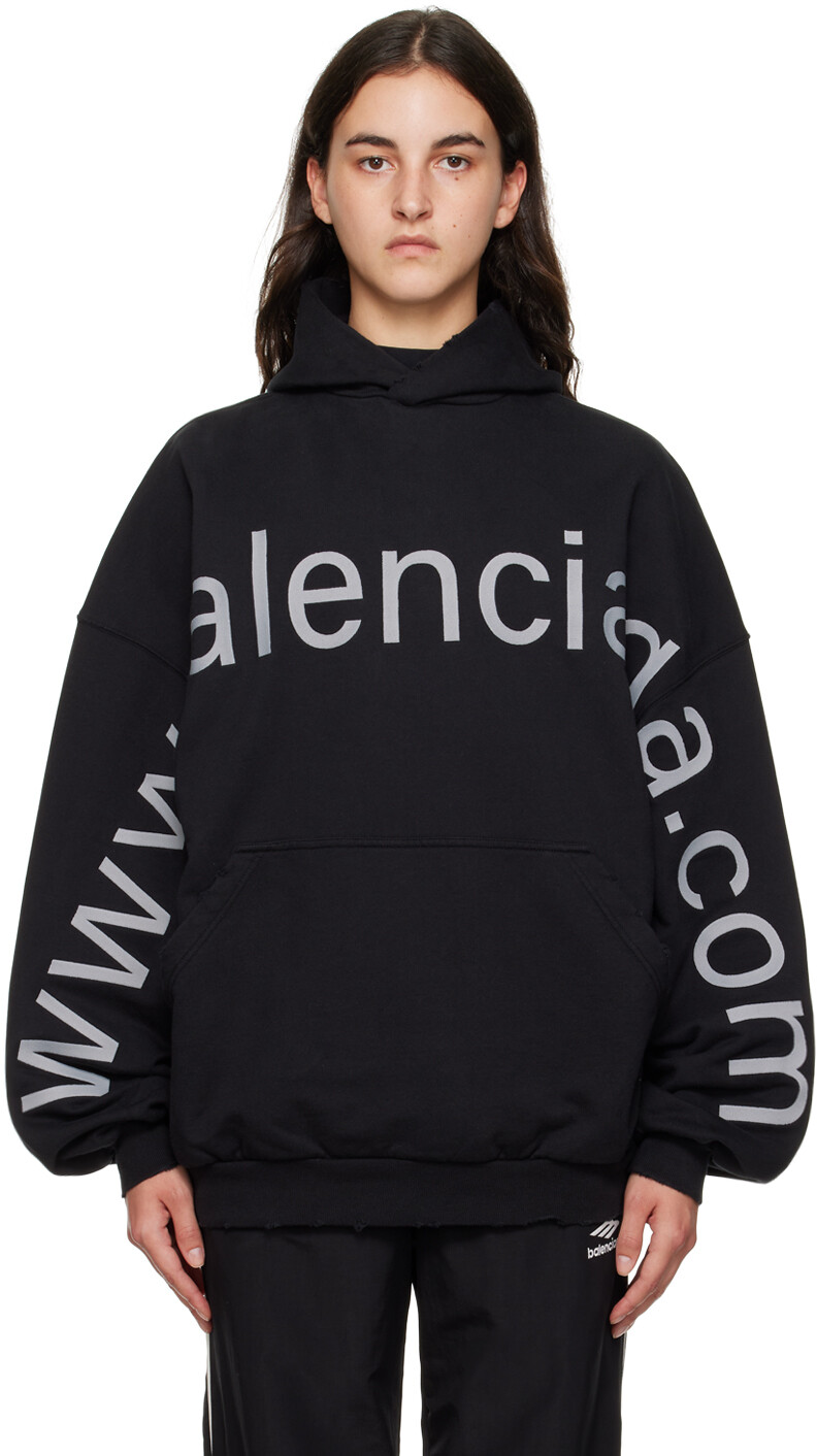 

Черный: худи Bal.com, потертое Balenciaga