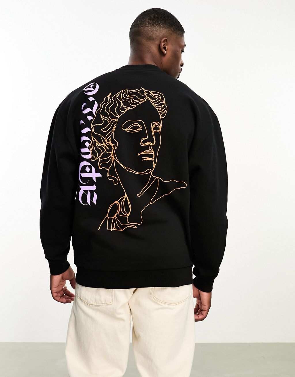 

Черный оверсайз-свитшот ASOS DESIGN с принтом в виде статуй на спине
