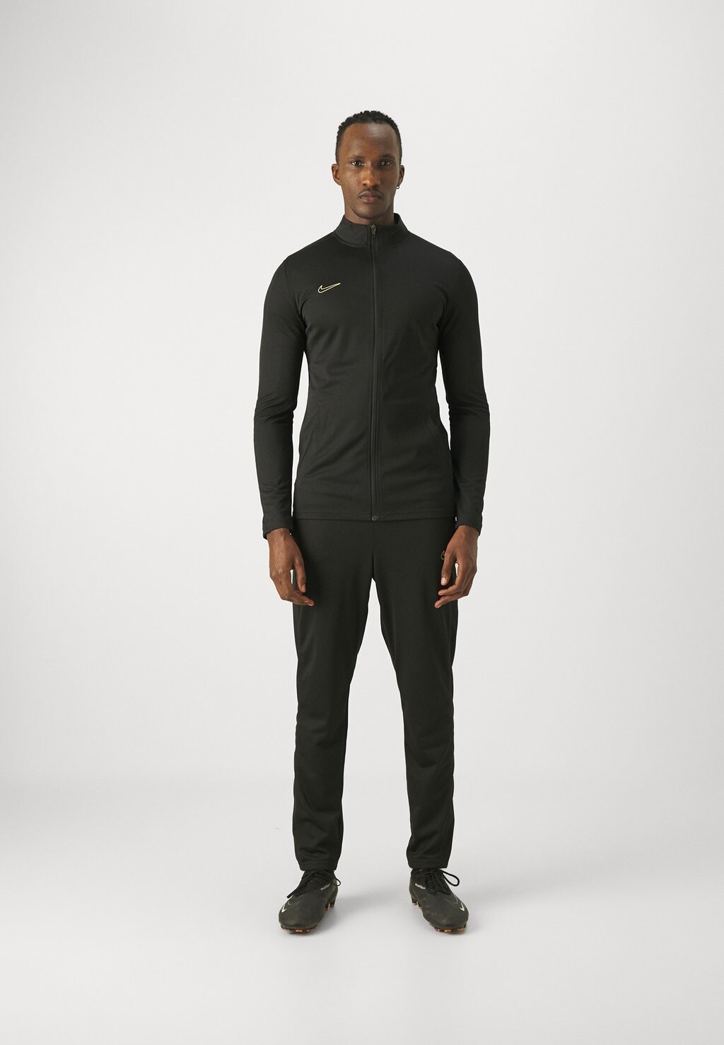 

Спортивный костюм ACADEMY 23 TRACK SUIT BRANDED Nike, цвет black/metallic gold