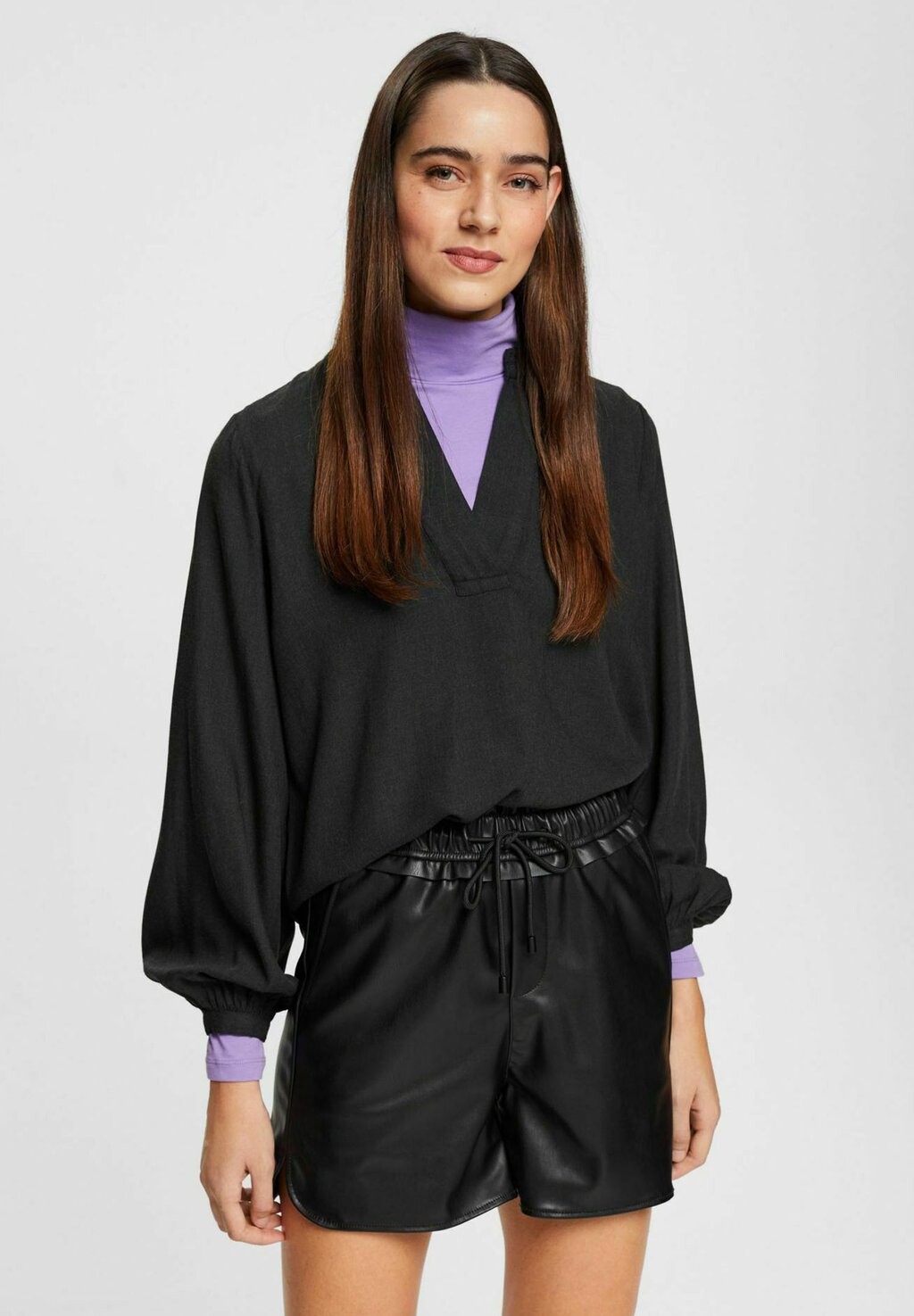 

Блуза edc by Esprit, черный
