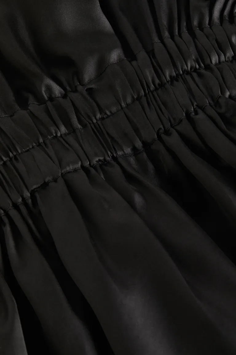 

Шелковое платье с эластичной талией H&M, черный
