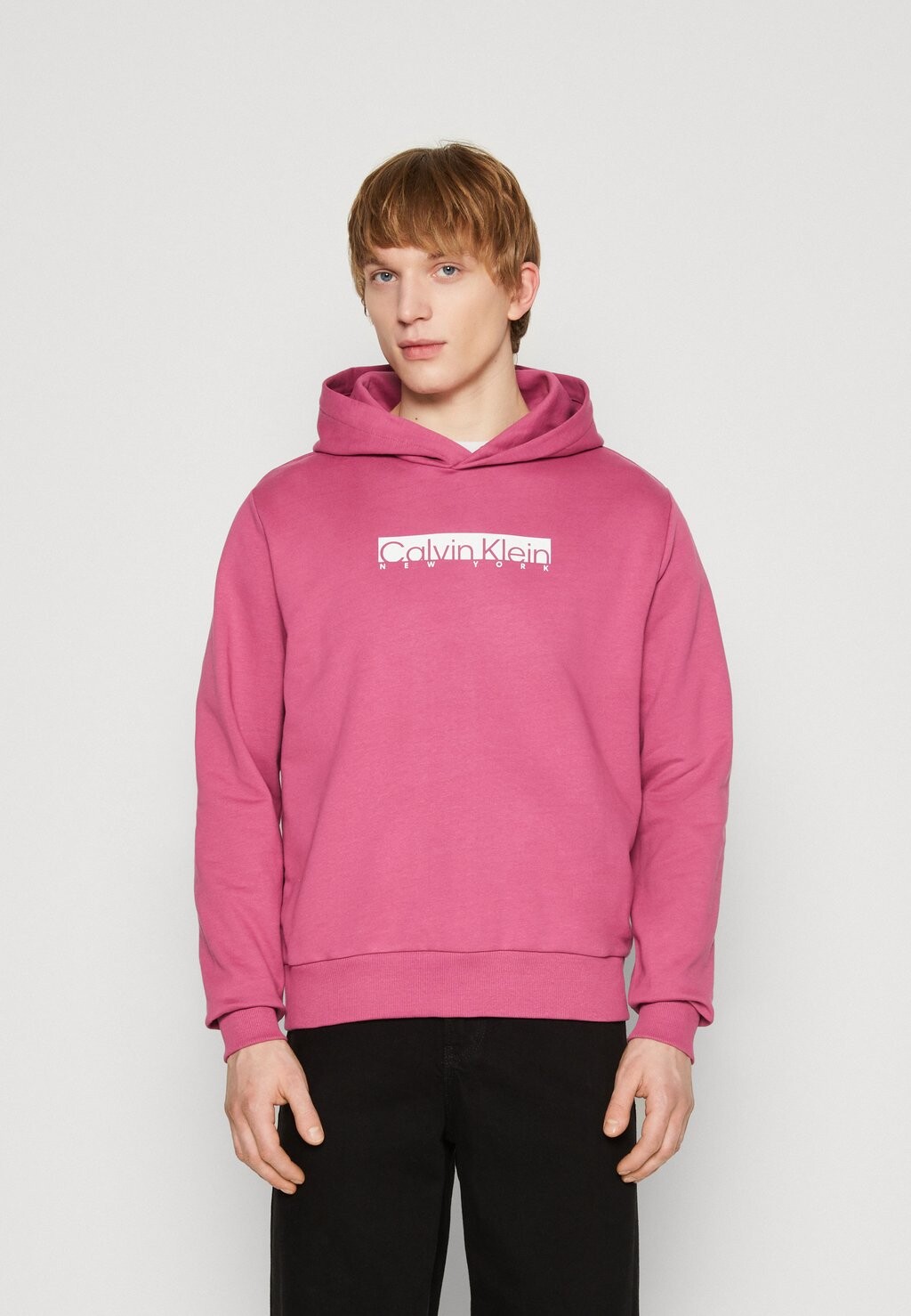 

Худи Calvin Klein