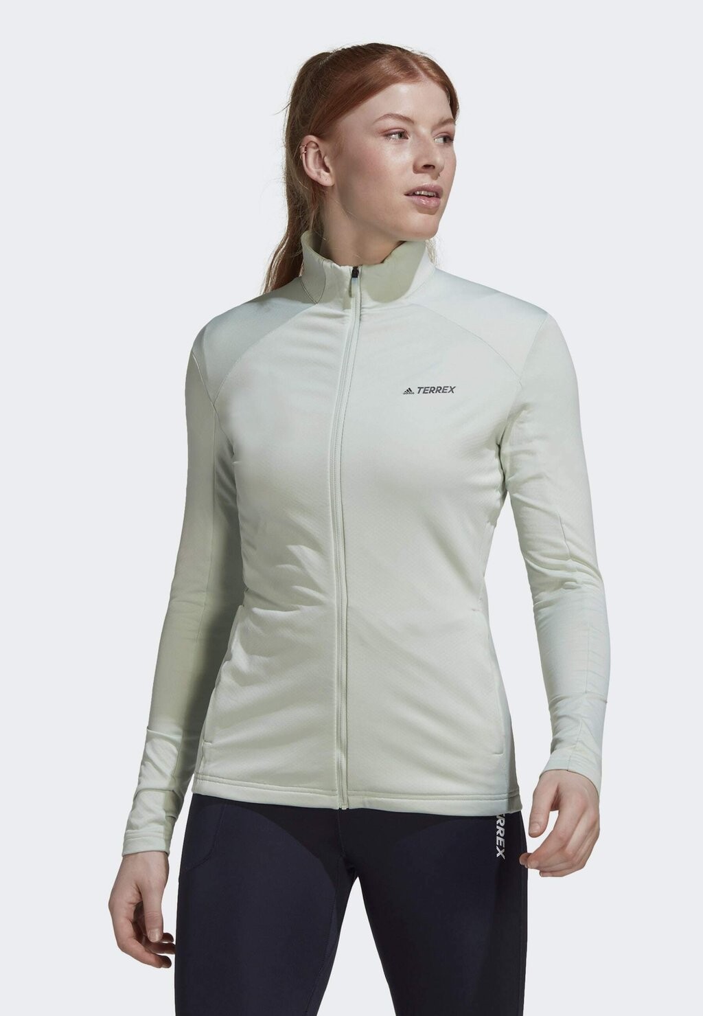 

Флисовая куртка Adidas