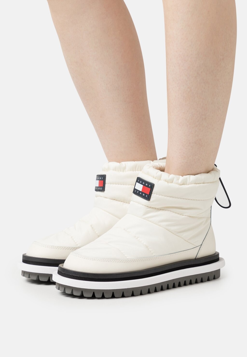 

Ботинки зимние Tommy Jeans