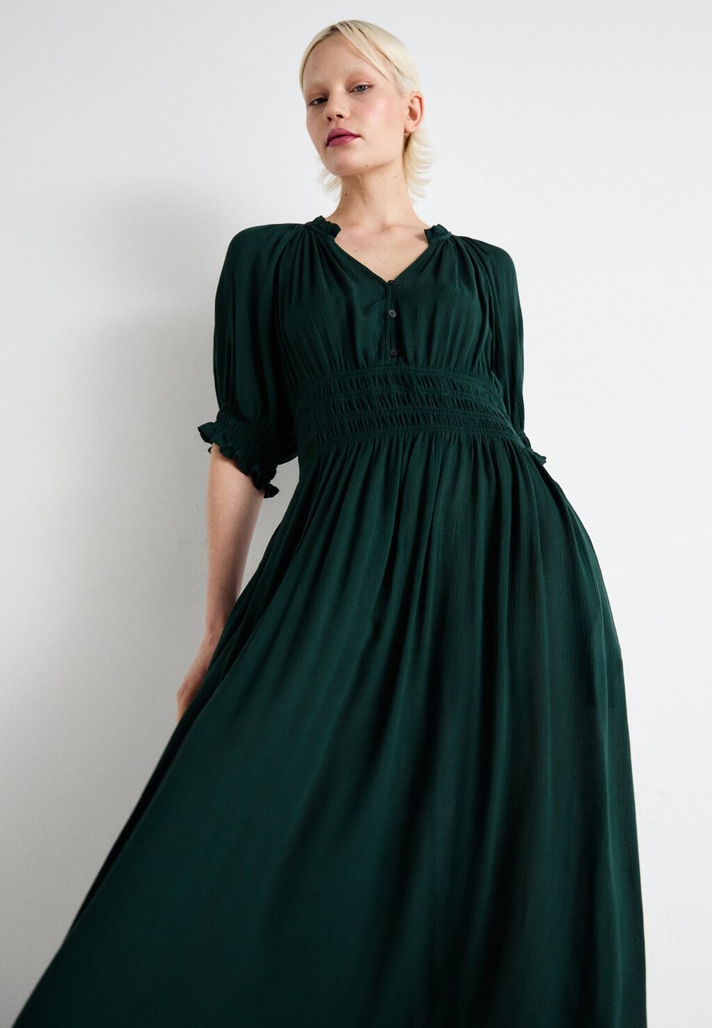 

Дневное платье ZEN NECK MIDI DRESS GAP, черный