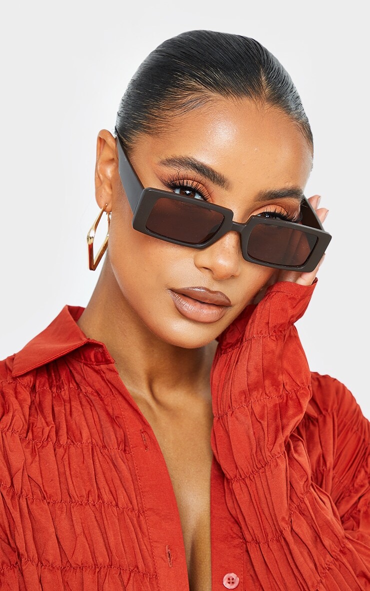 

PrettyLittleThing Солнцезащитные очки шоколадного цвета в матовой квадратной оправе