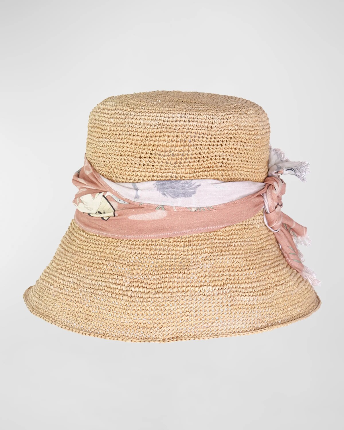 

Панама с абажуром, связанная крючком, с завязанной лентой Sensi Studio, цвет Beige Straw