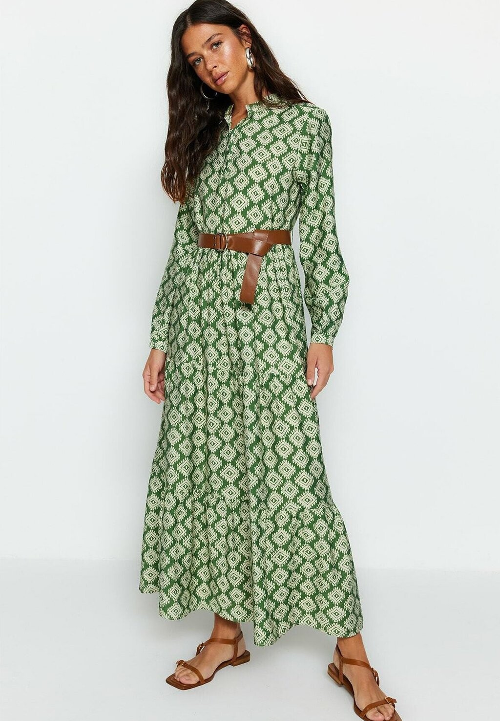 

Платье-рубашка Trendyol Modest, зеленый