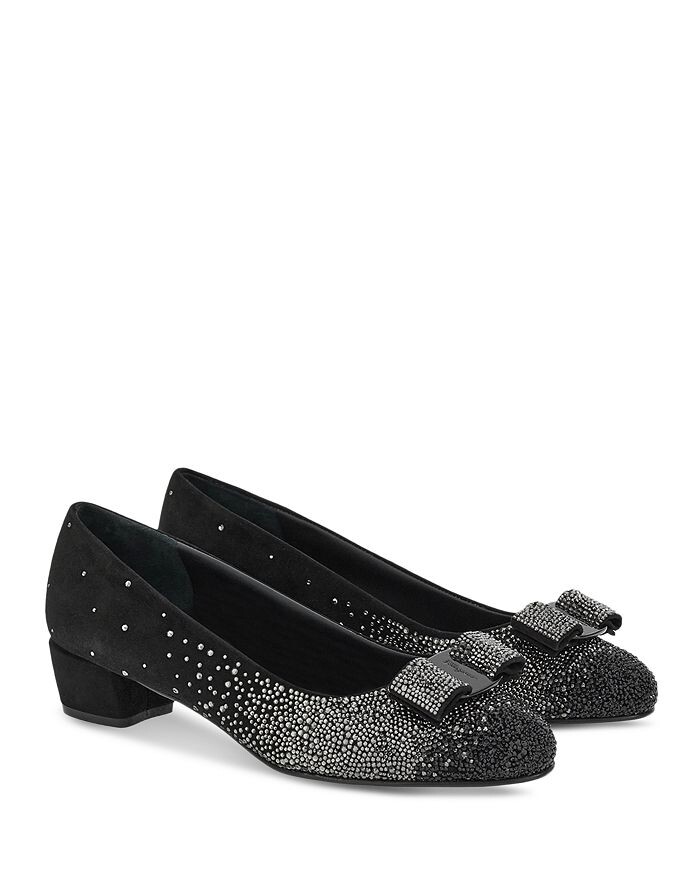 

Женские замшевые туфли-лодочки Vara с кристаллами Ferragamo