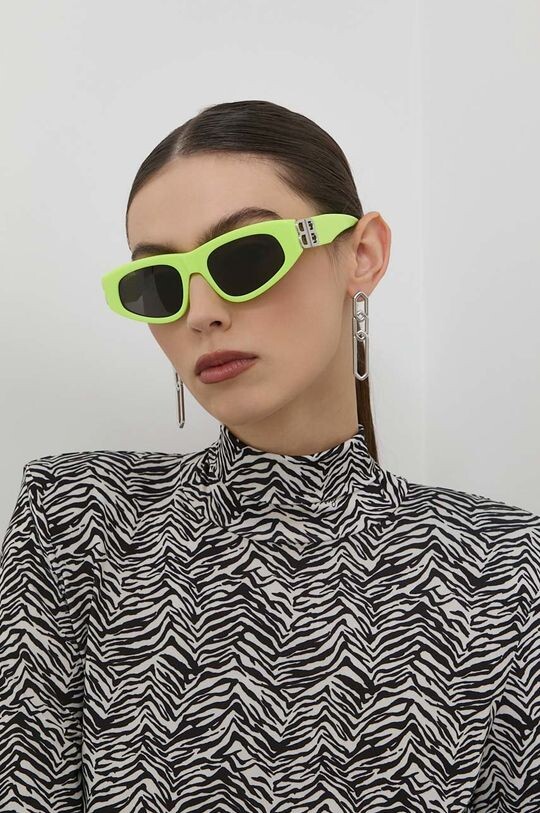 

Солнцезащитные очки Balenciaga, зеленый