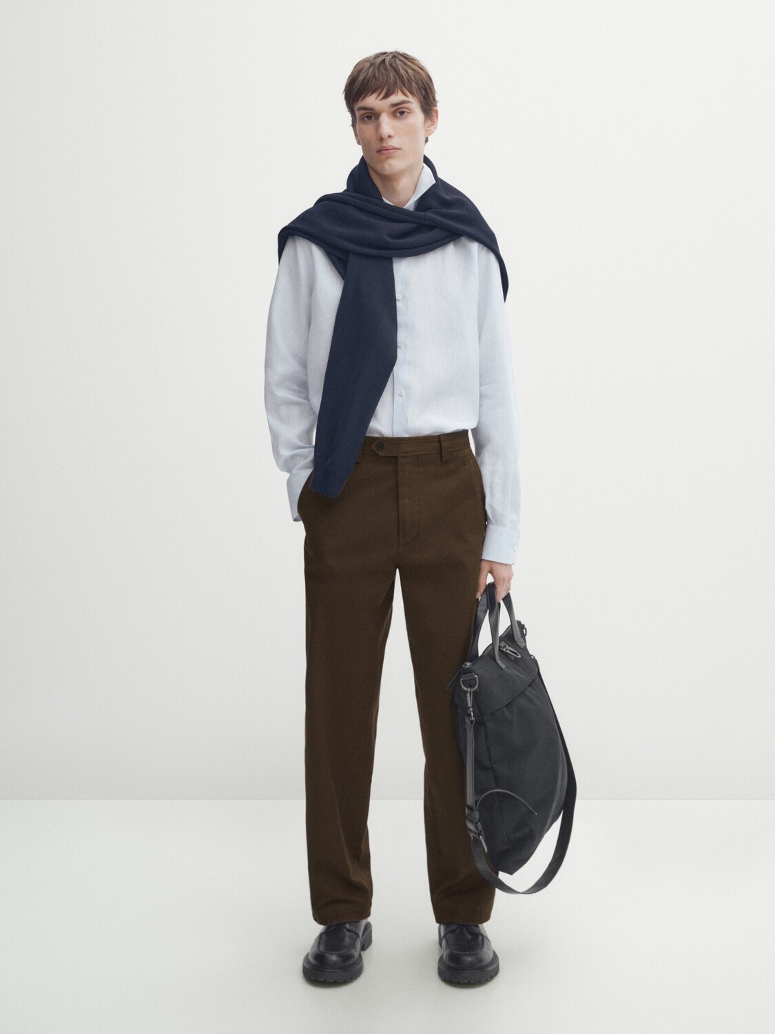 

Рубашка узкого кроя из 100% льна Massimo Dutti, синий