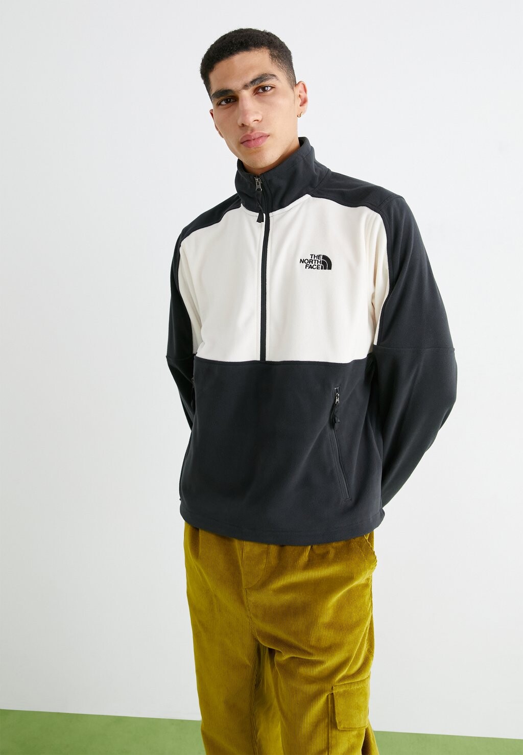 

Толстовка флисовая POLARTEC ZIP The North Face, гардения белая/черная, Черный