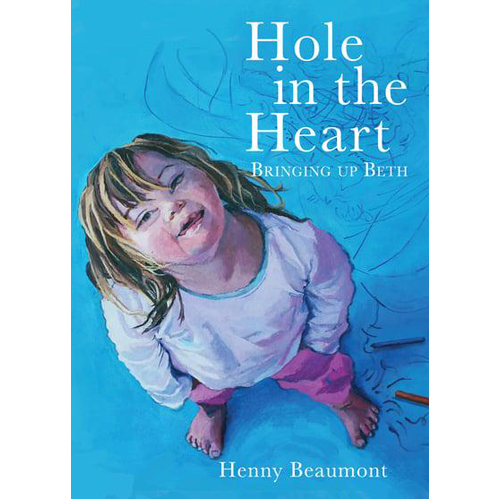 цена Книга Hole In The Heart (Paperback)