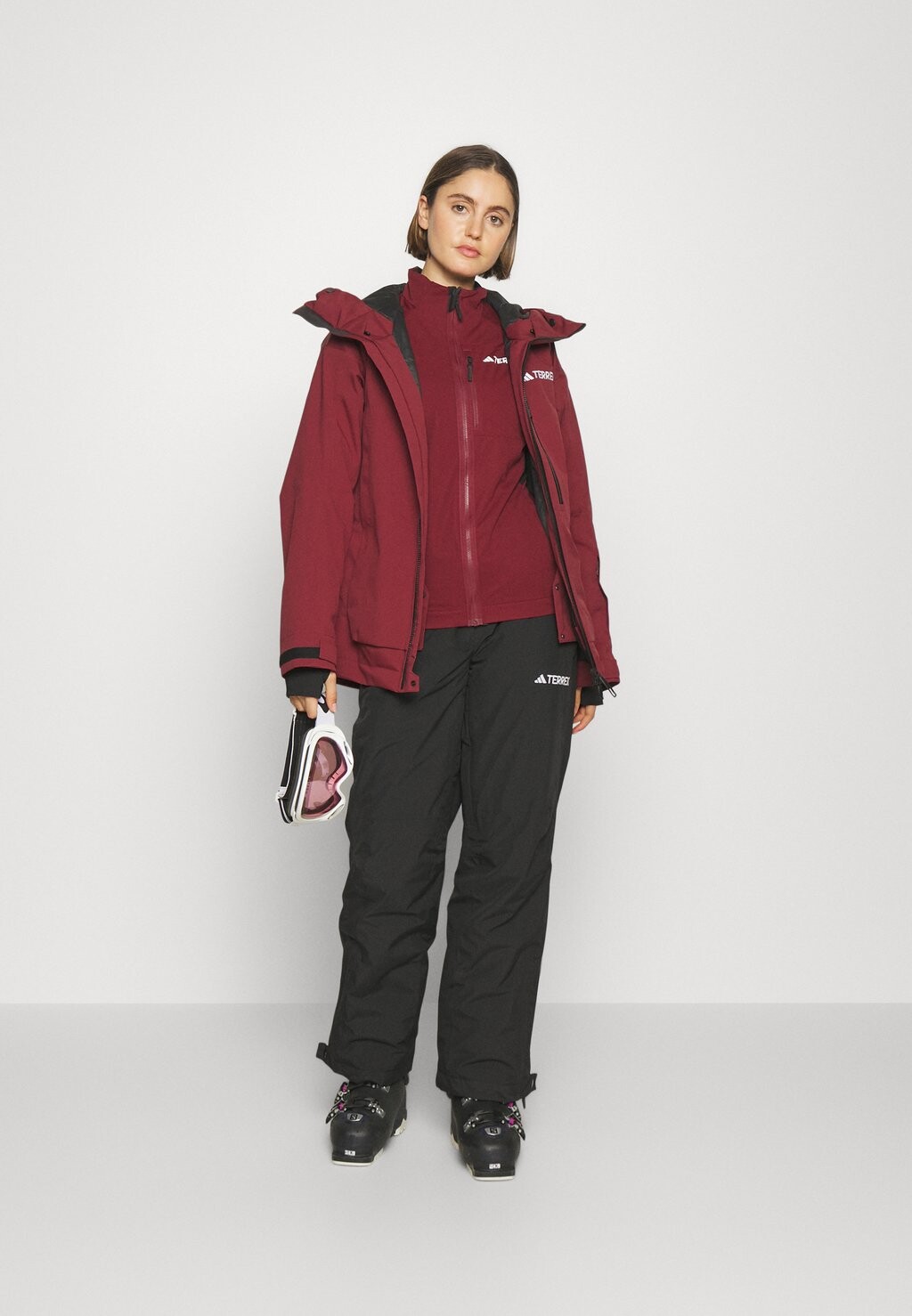 

Лыжная куртка Xperior Crosscountry Adidas Terrex, темно-красный