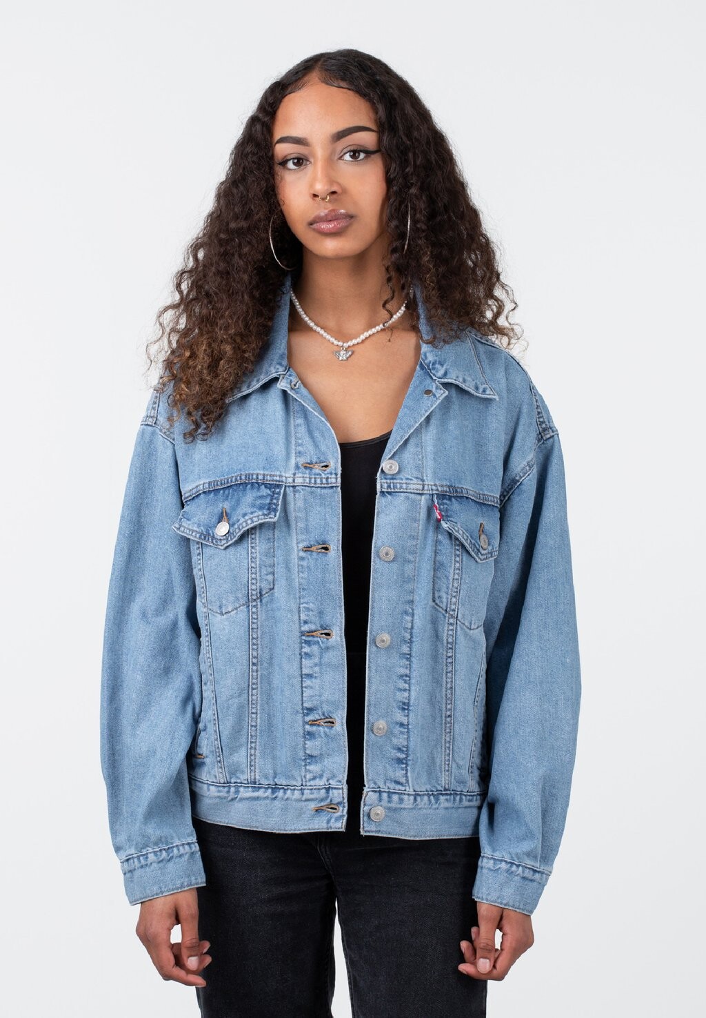 

Джинсовая куртка Levi's