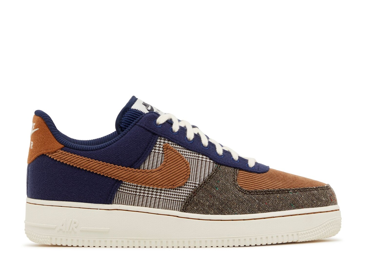 

Кроссовки Nike Air Force 1 '07 Premium 'Tweed Corduroy', коричневый