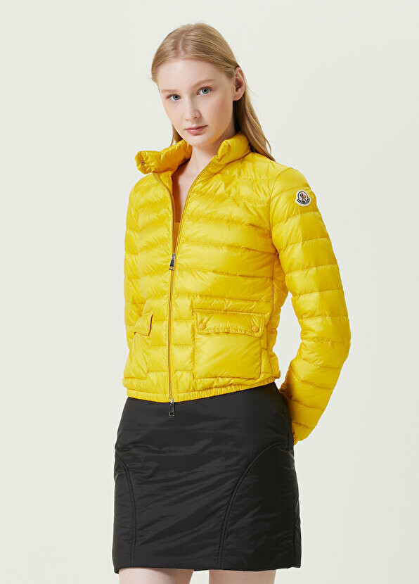 

Желтое пуховое пальто с воротником стойкой lans Moncler, Желтый