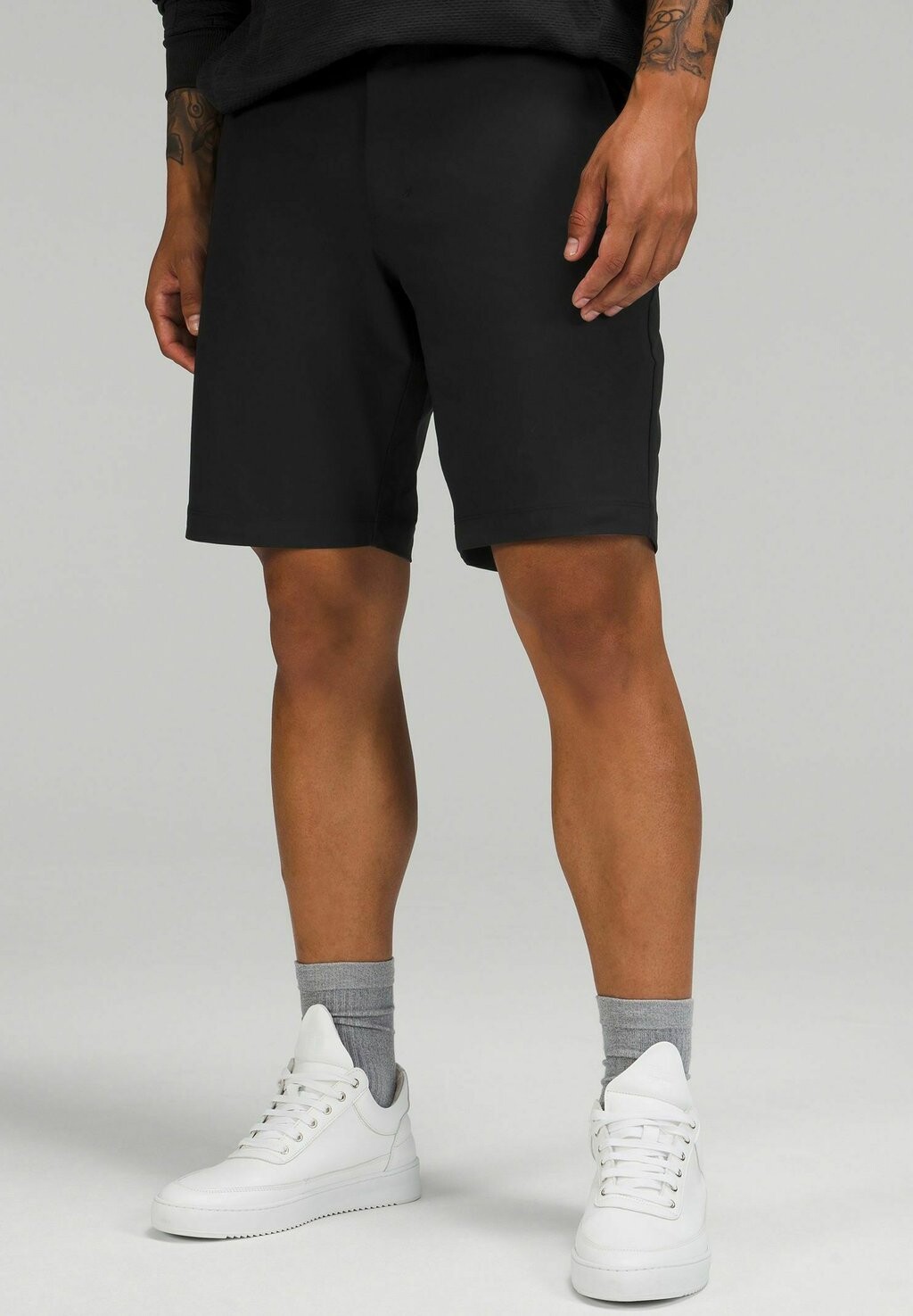 

Спортивные шорты lululemon