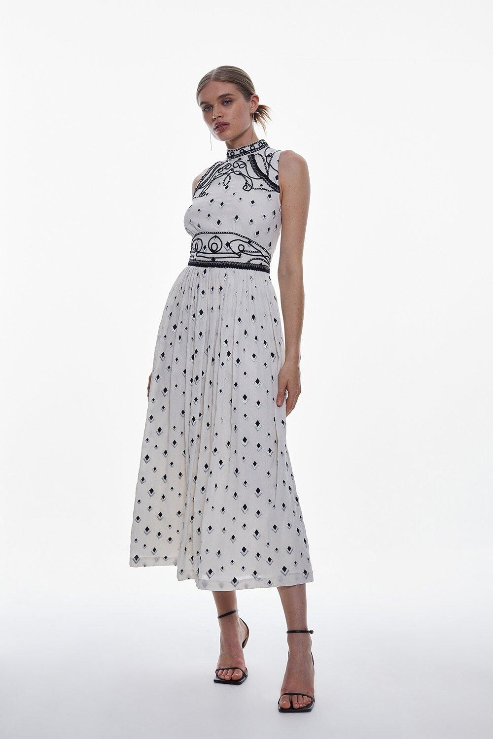

Платье Cornelli с вышивкой и лентой Tall Karen Millen, белый
