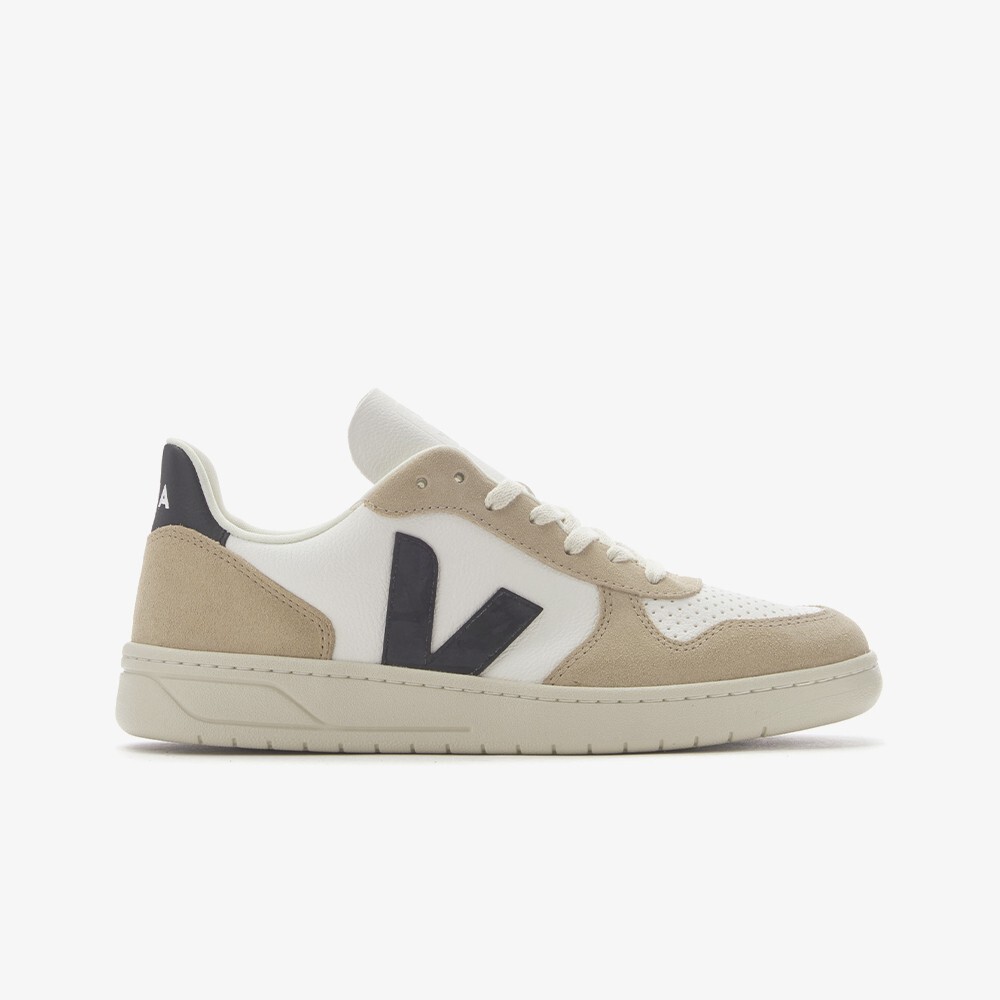 

Кроссовки V-10 Chromefree Leather 'Black Sahara' VEJA, черный