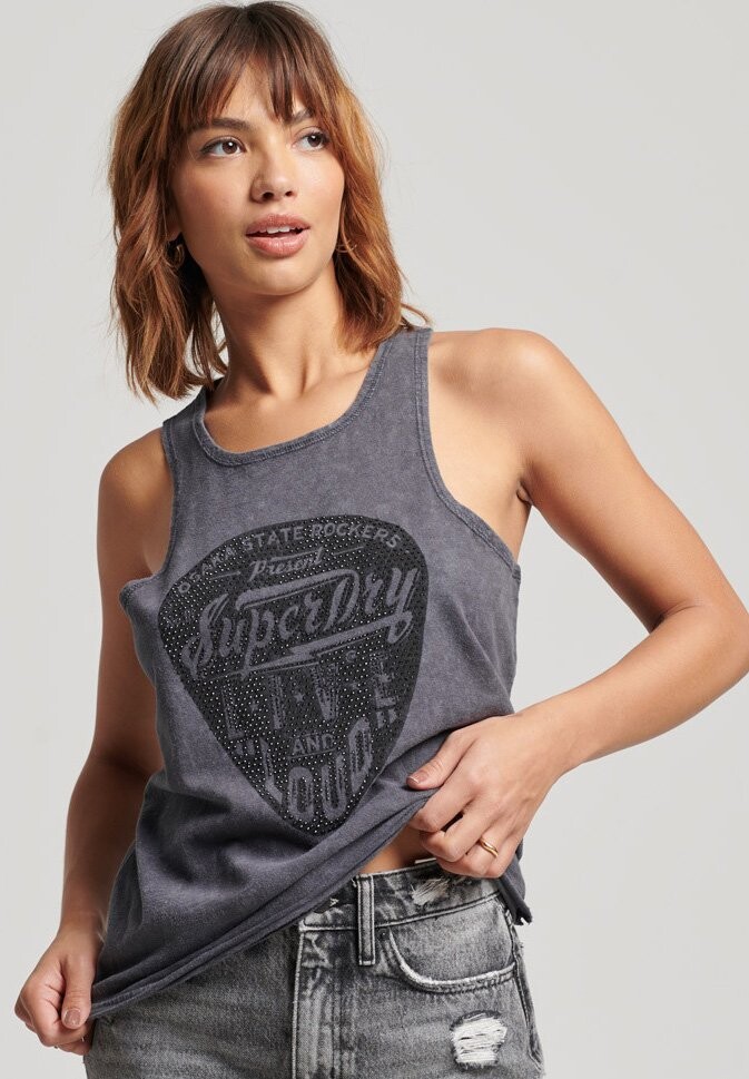 

Топ Superdry