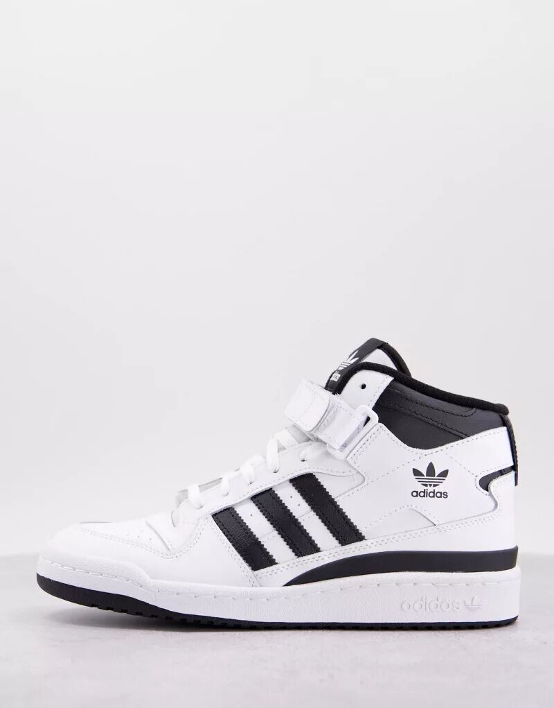 

Бело-черные кроссовки adidas Originals Forum Mid