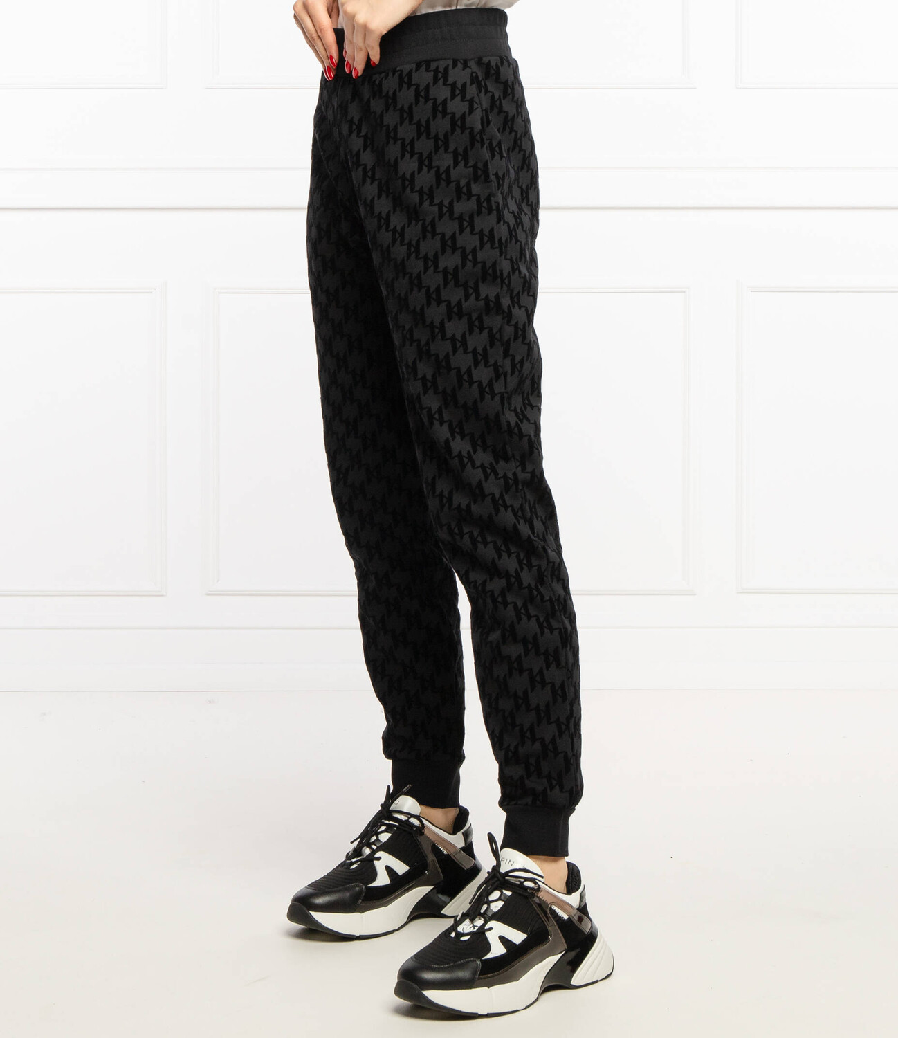 

Спортивные брюки Karl Lagerfeld regular fit, черный