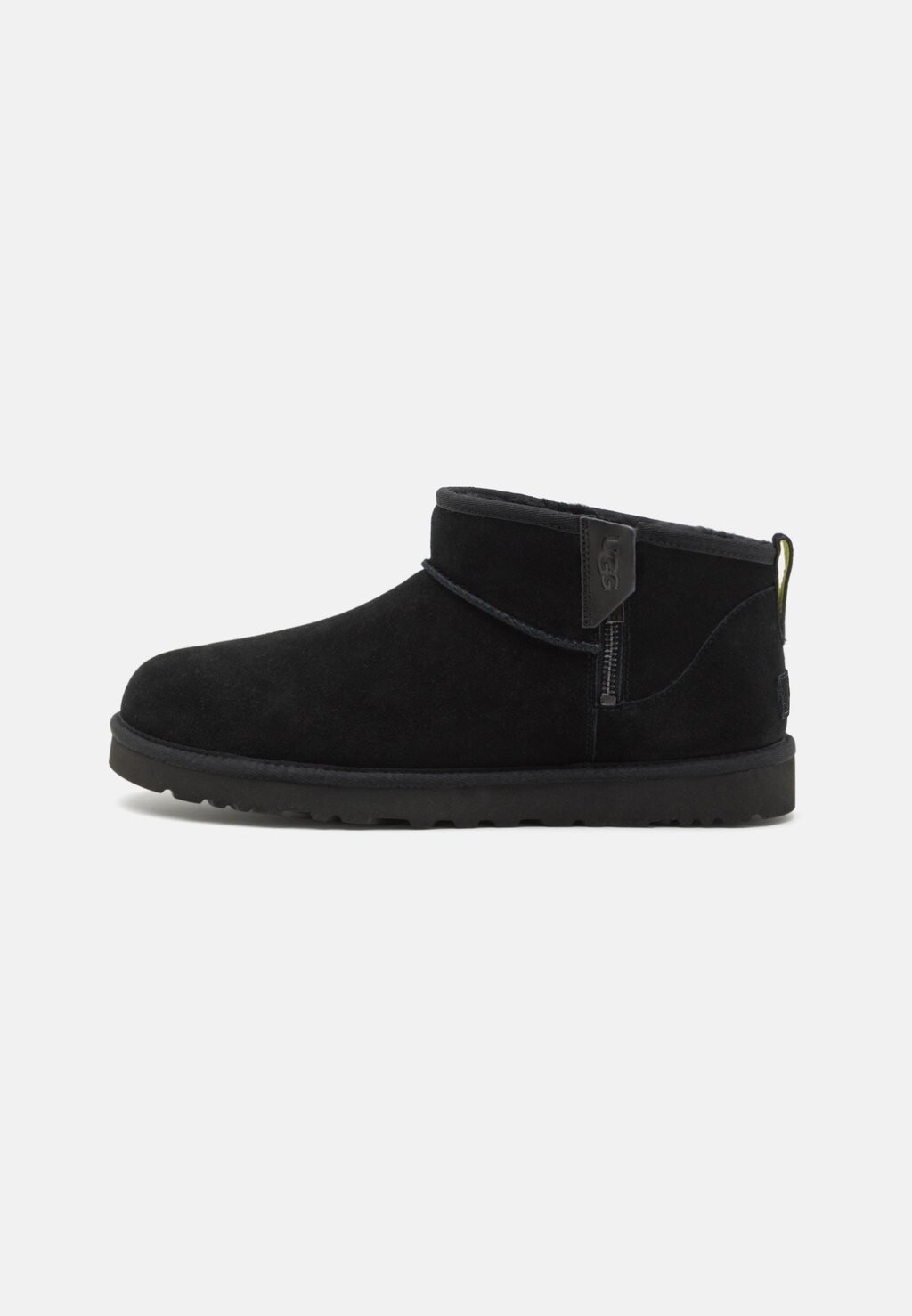 

Ботильоны CLASSIC ULTRA MINI ZIP UGG, черный