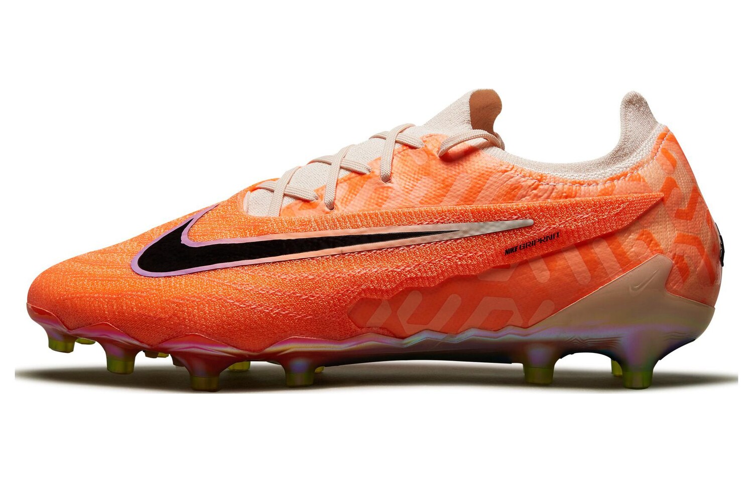 

Бутсы футбольные Nike Phantom GX унисекс