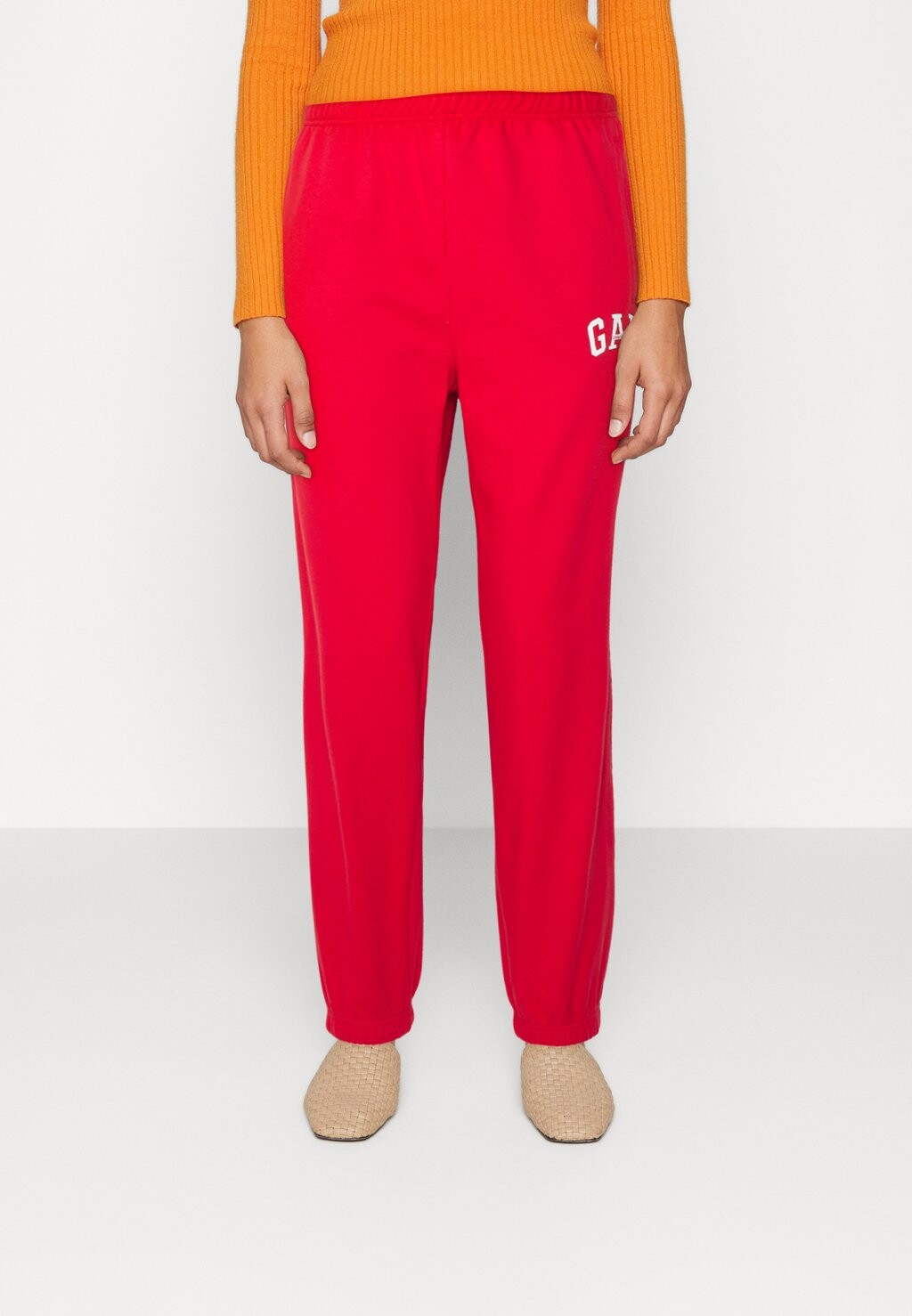 

Спортивные брюки GAP, Красный