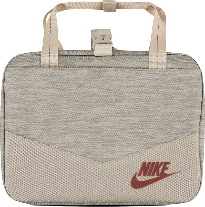 

Квадратная сумка для обеда Nike Futura