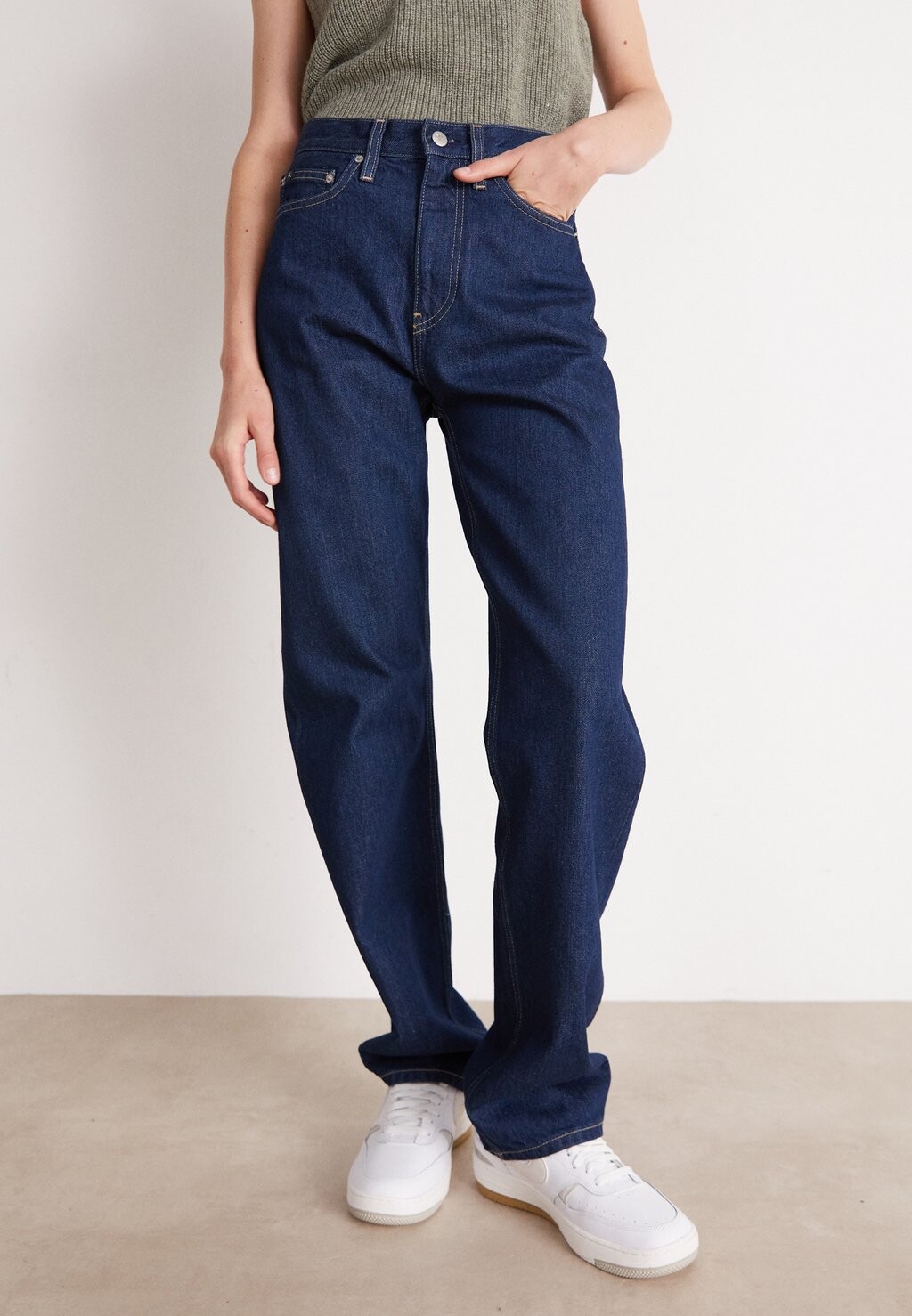 

Джинсы прямого кроя Calvin Klein Jeans