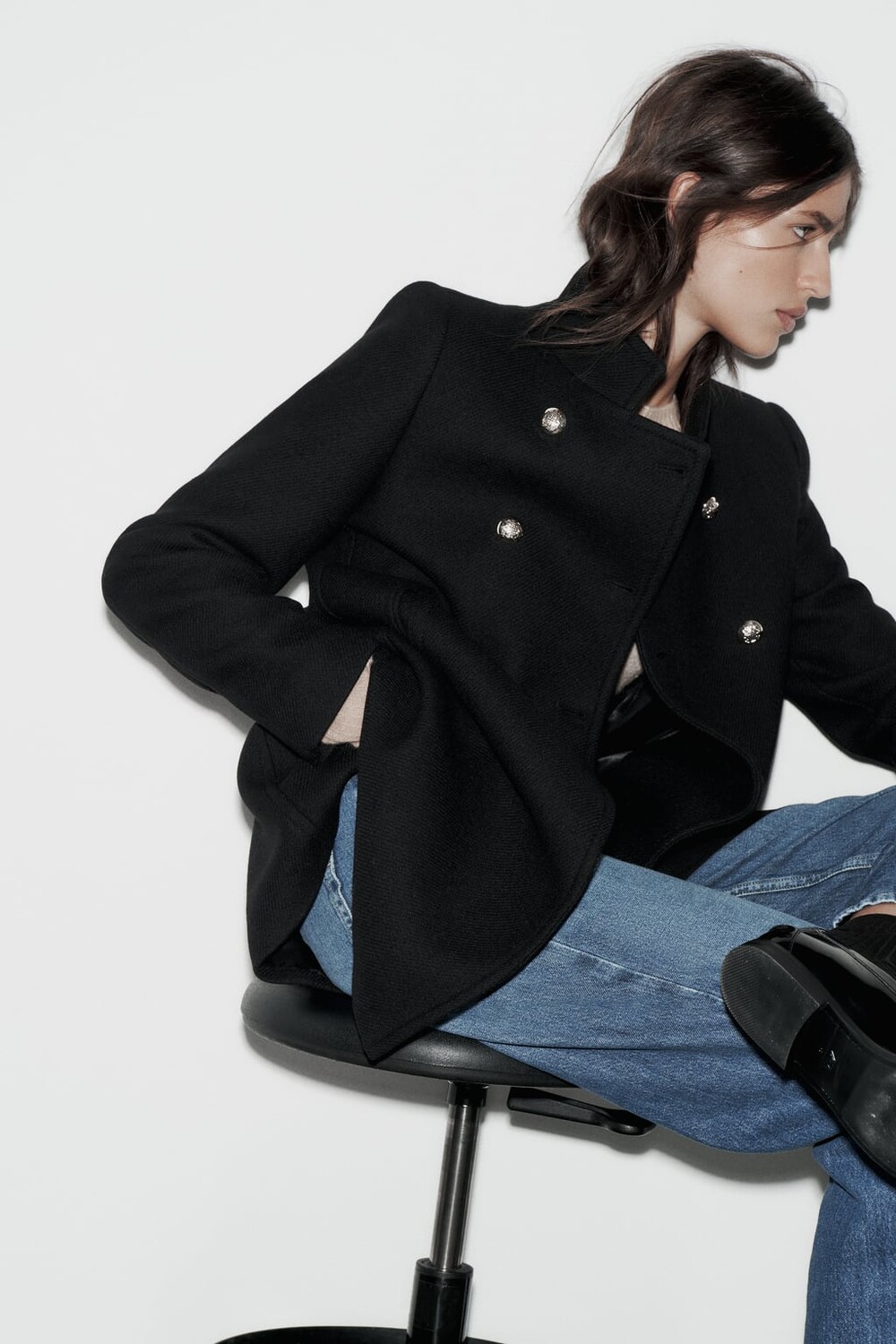 

Двубортное пальто из смесовой шерсти с высоким воротником ZARA, черный