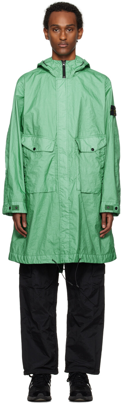 

Зеленое пальто с капюшоном Stone Island