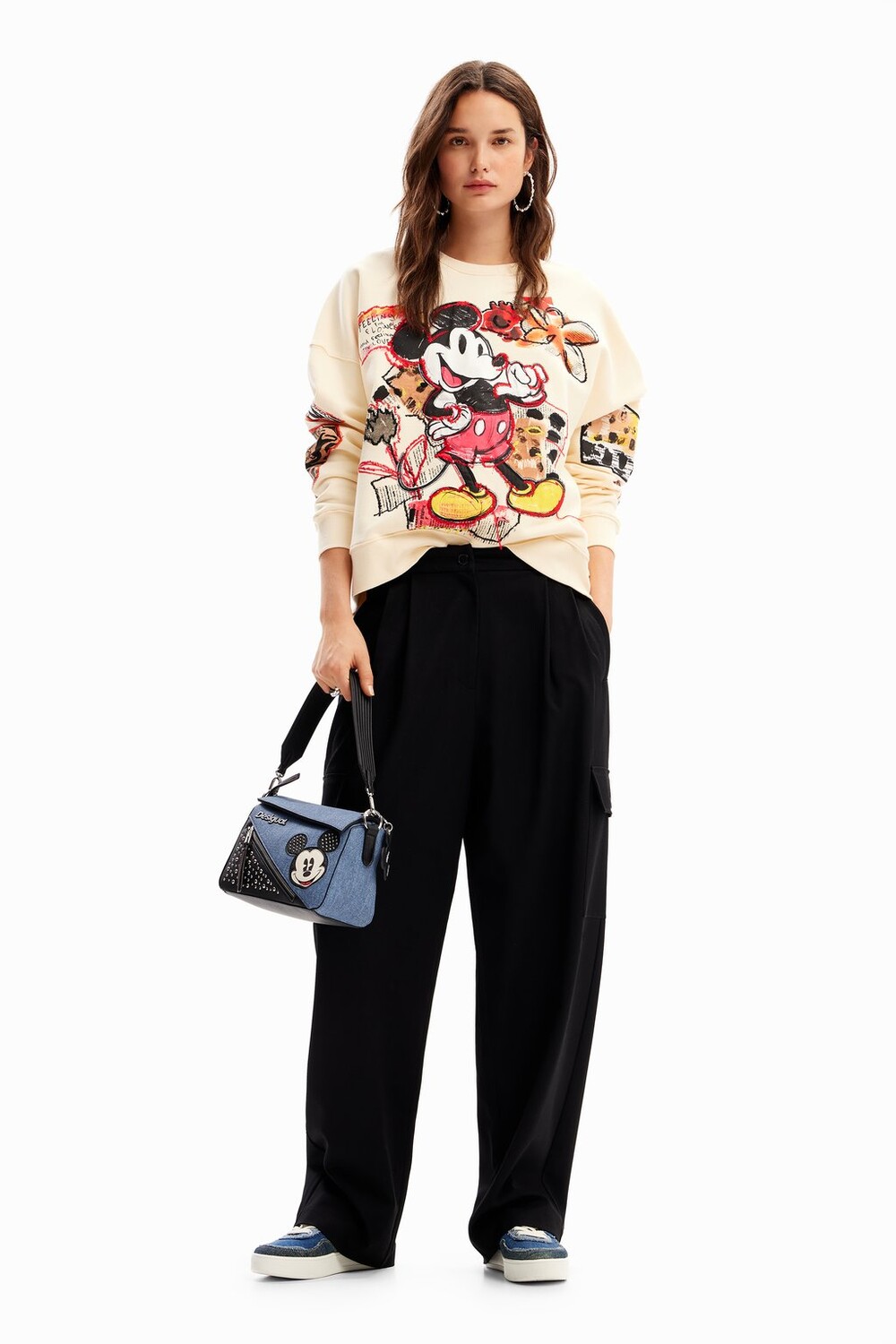 

Толстовка Desigual, белый