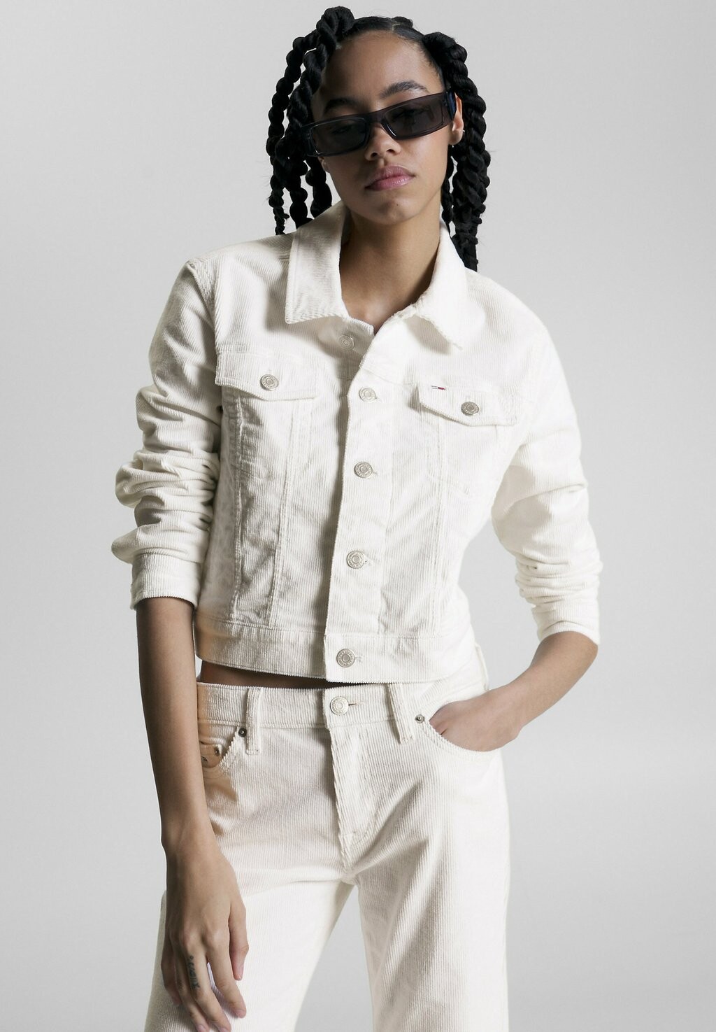 

Летняя куртка Tommy Jeans, Серый