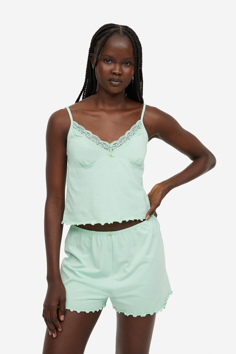 

Пижама с топом и шортами H&M